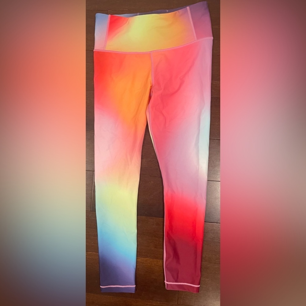 GUC Athleta Pride love proudly 7/8 Leggings Small 🌈
